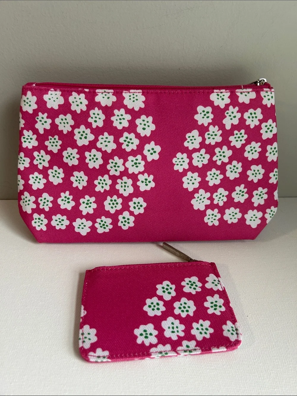 NEW Marimekko for Clinique Cosmetic Bag Set